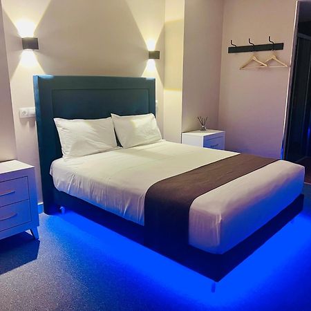 Rooms Luxury มาดริด ภายนอก รูปภาพ