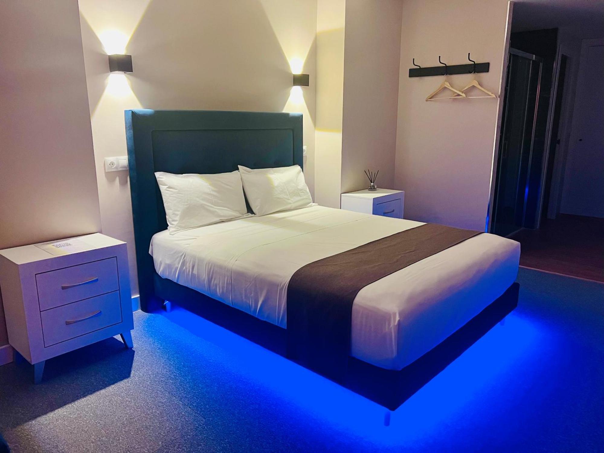 Rooms Luxury มาดริด ภายนอก รูปภาพ
