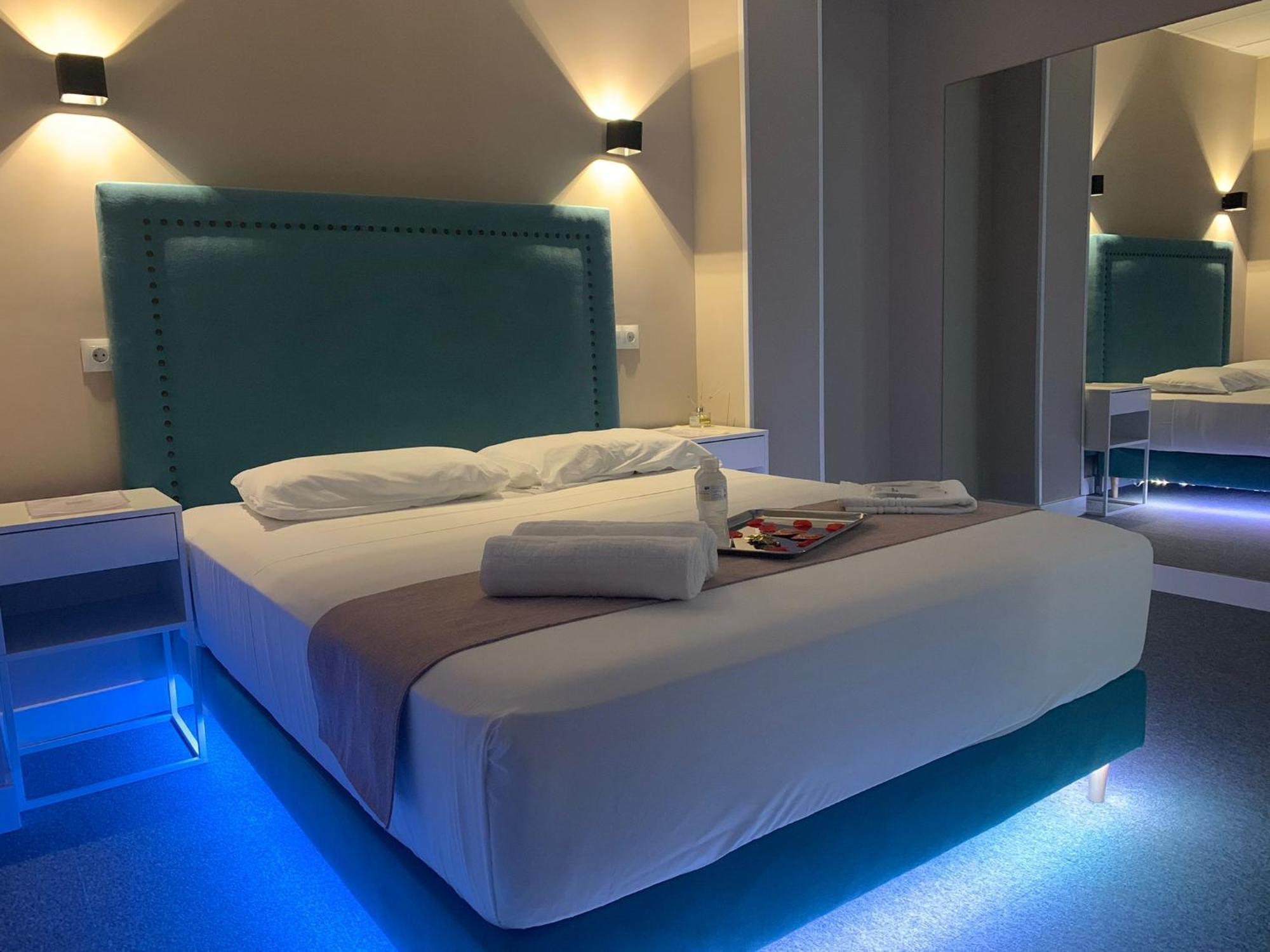 Rooms Luxury มาดริด ภายนอก รูปภาพ